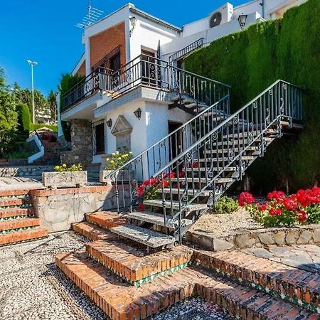 Spacious Villa With Private Pool In Моначиль Экстерьер фото